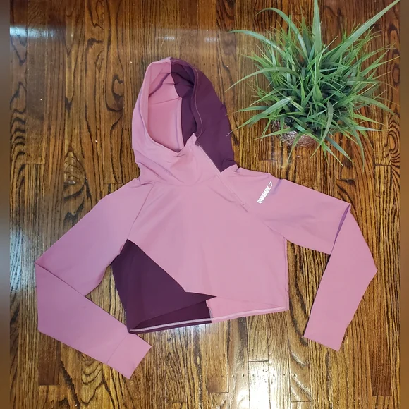 Gymshark Asimetrical Performance Hoodie - Picture 6 of 15